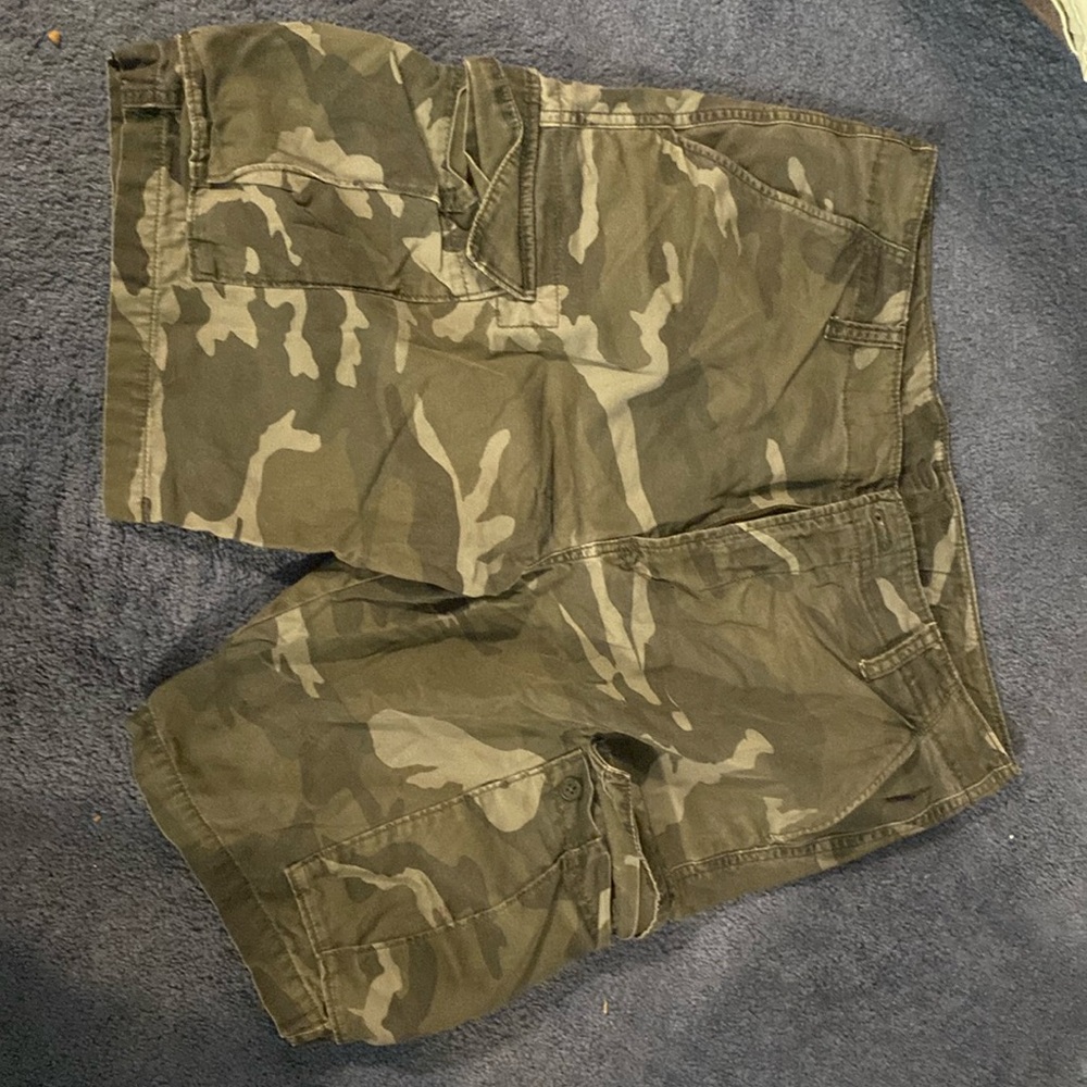Men Camo cargo shorts